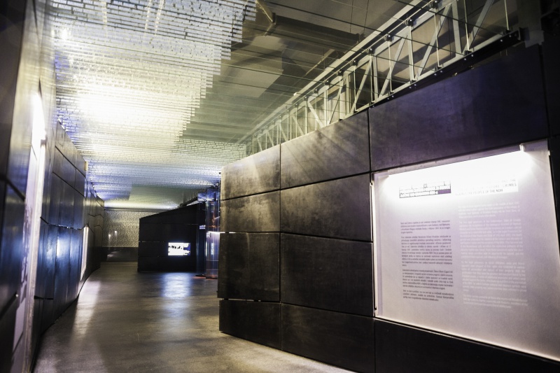 Datei:Jasenovac-Memorial-Museum.jpg