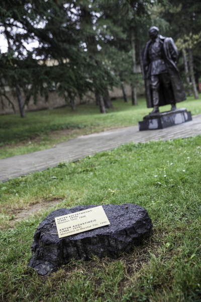 Datei:Kumrovec Tito.jpg