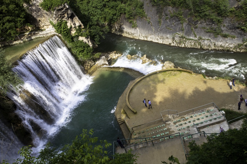 Datei:Jajce Wasserfall.jpg