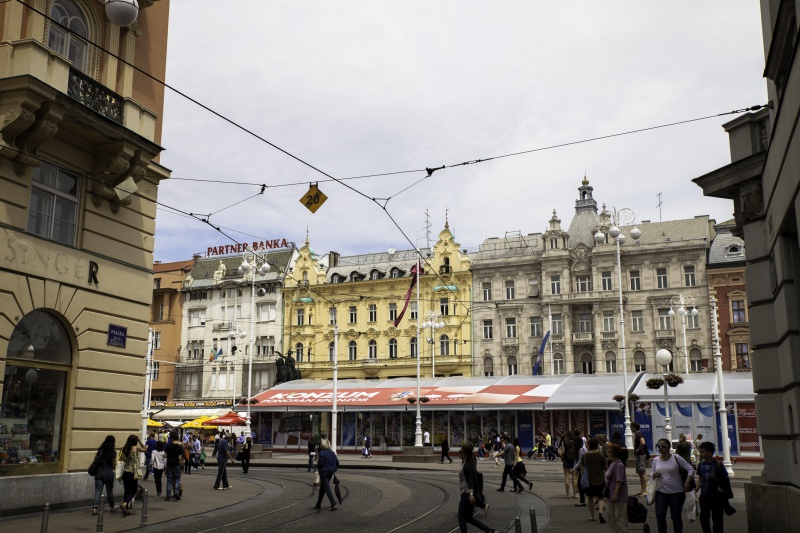 Datei:Zagreb1.jpg