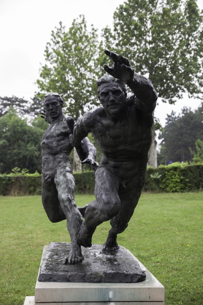 Datei:Stafettenstatue.jpg